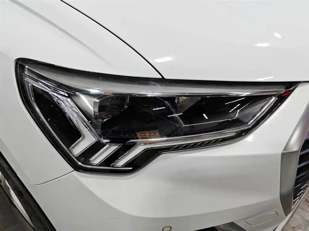 Audi Q3 2020 — фото 13