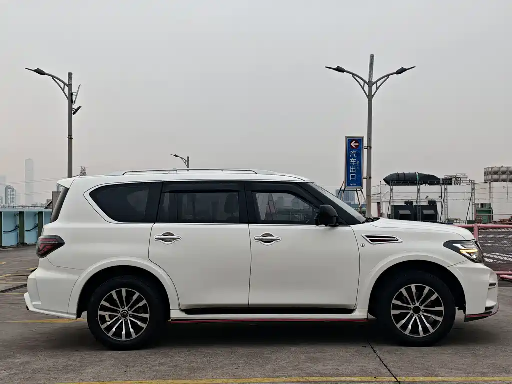 Nissan Patrol 2017 — фото 4