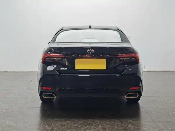 Toyota Avalon 2022