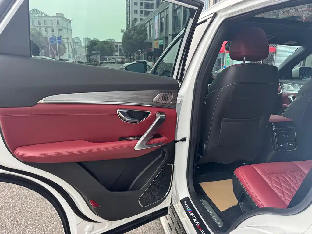 Jetour X70 PLUS 2023 — фото 12