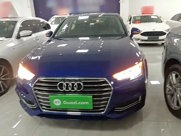 Audi A4L 2019
