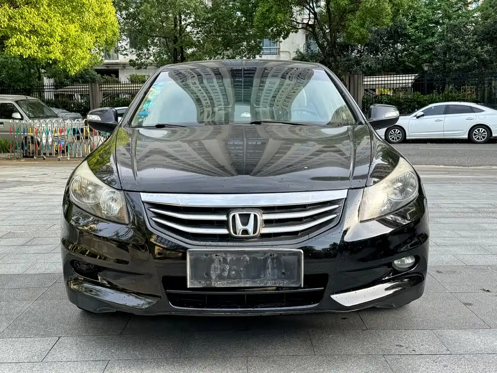 Honda Accord 2012 — фото 4