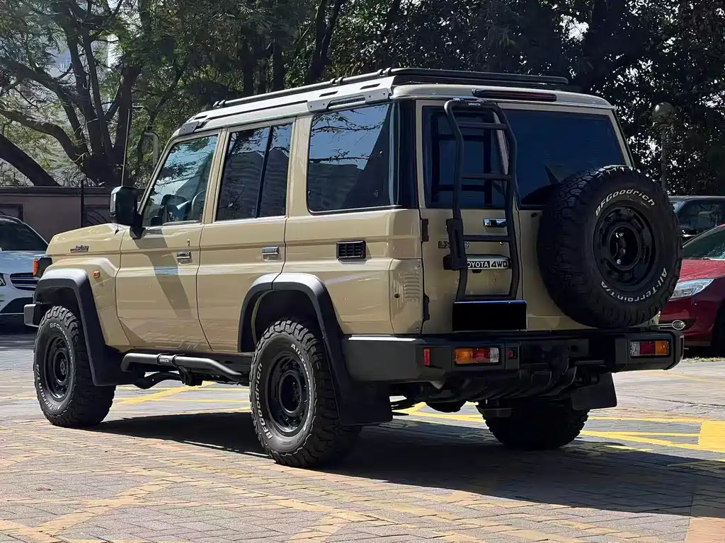 Toyota Land Cruiser 2025 — фото 11