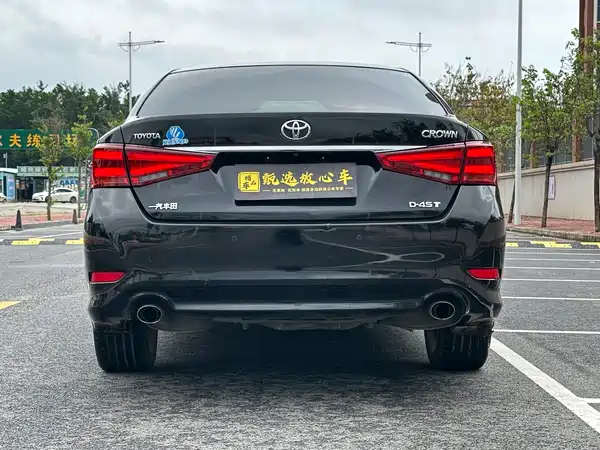 Toyota Crown 2018
