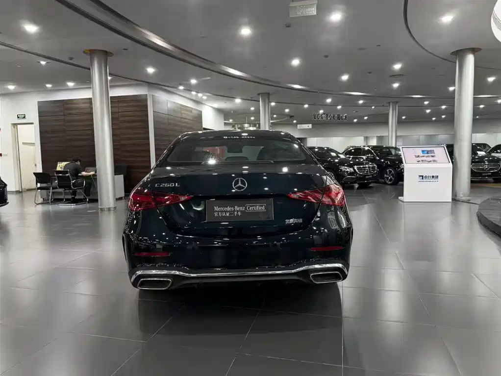 Mercedes-Benz C-Class 2023