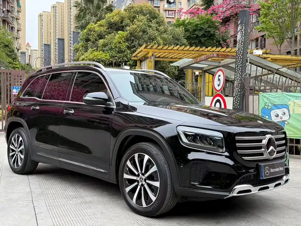 Mercedes-Benz GLB 2025 — фото 20