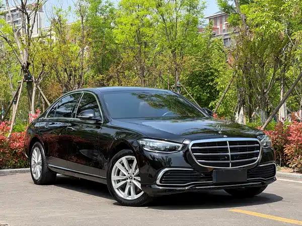 Mercedes-Benz S-Class 2023