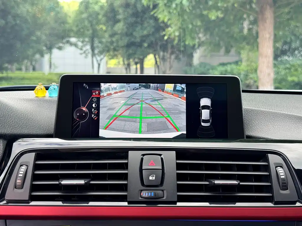 BMW 3 Series 2015 — фото 20