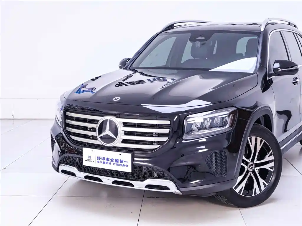 Mercedes-Benz GLB 2025 — фото 3
