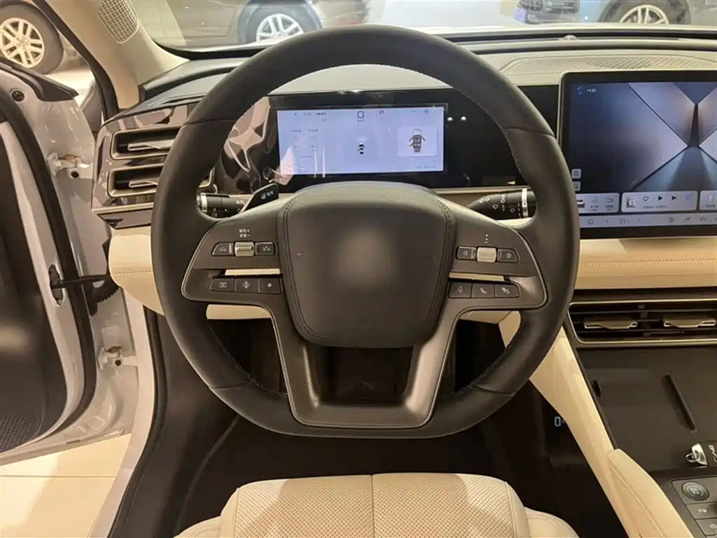 BYD Qin L 2025 — фото 4
