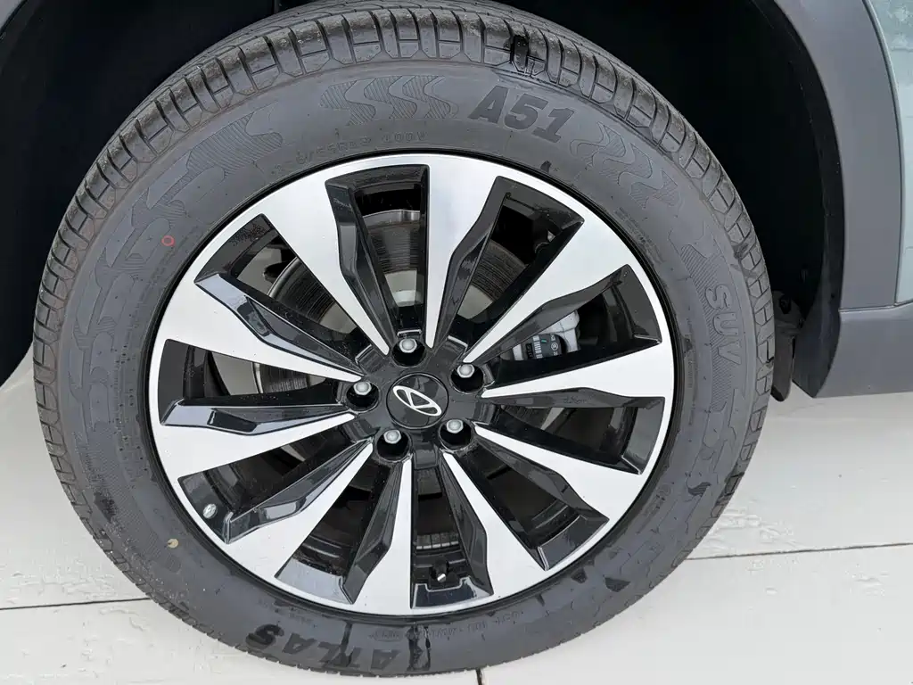 Chery Tiggo 8 PLUS 2025 — фото 13