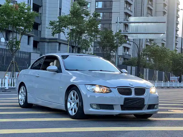 BMW 3 Series 2009