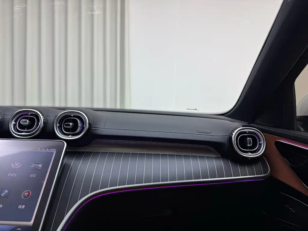 Mercedes-Benz C-Class 2021 — фото 28