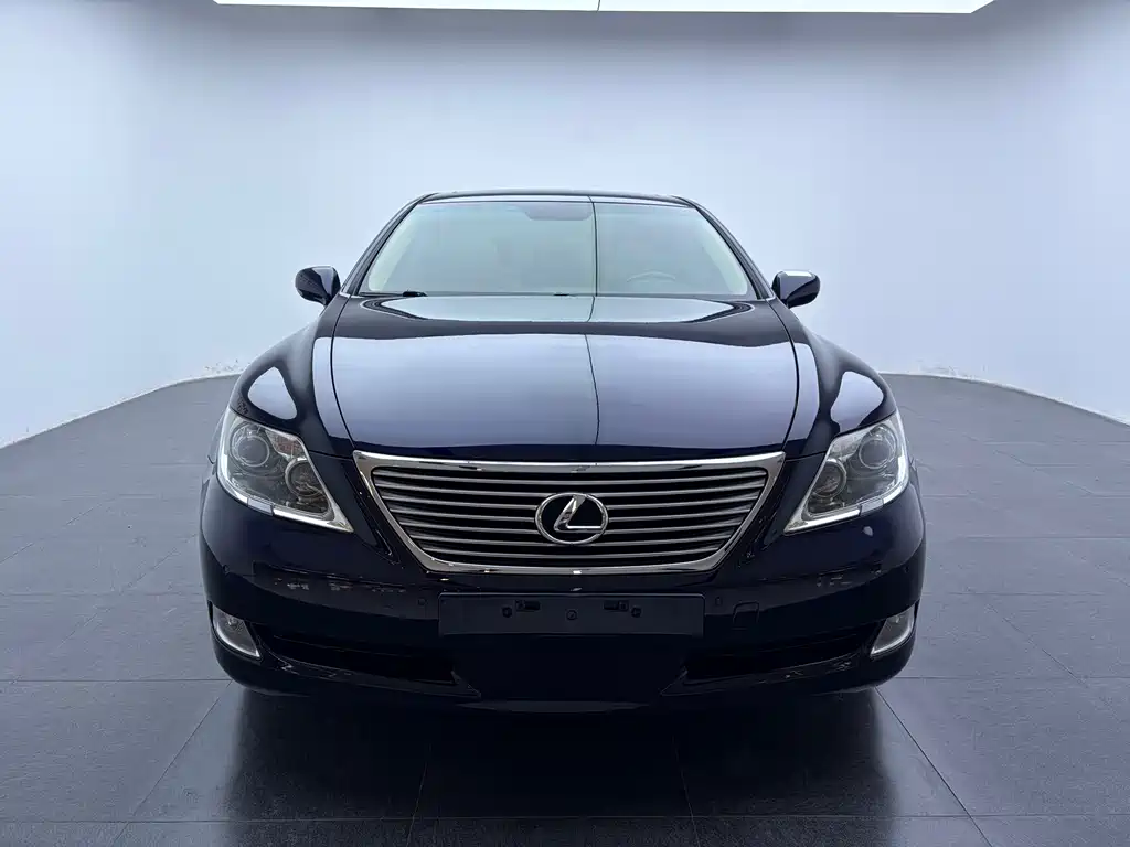 Lexus LS 2009 — фото 2