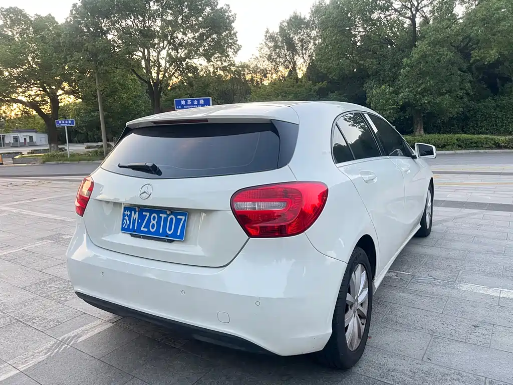 Mercedes-Benz A-Class 2015
