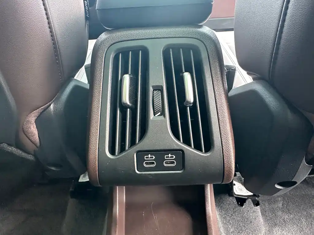 BMW X1 2023 — фото 16