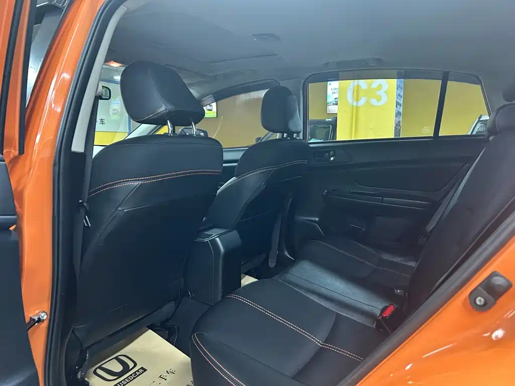 Subaru XV 2015 — фото 11