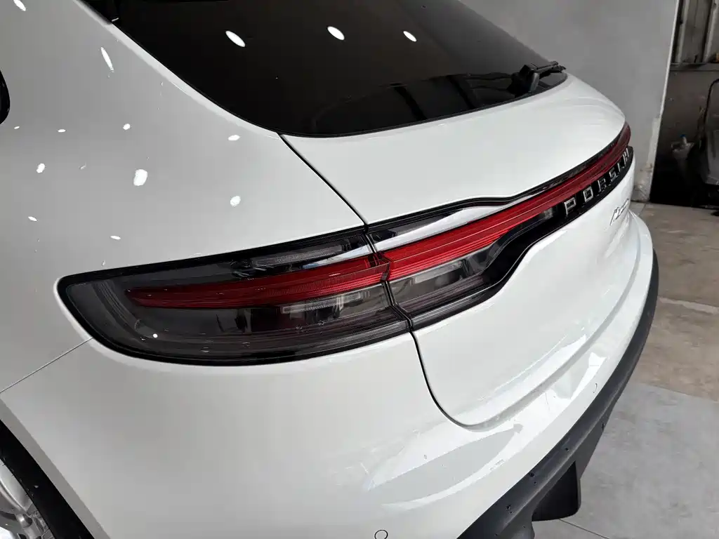 Porsche Macan 2022 — фото 9