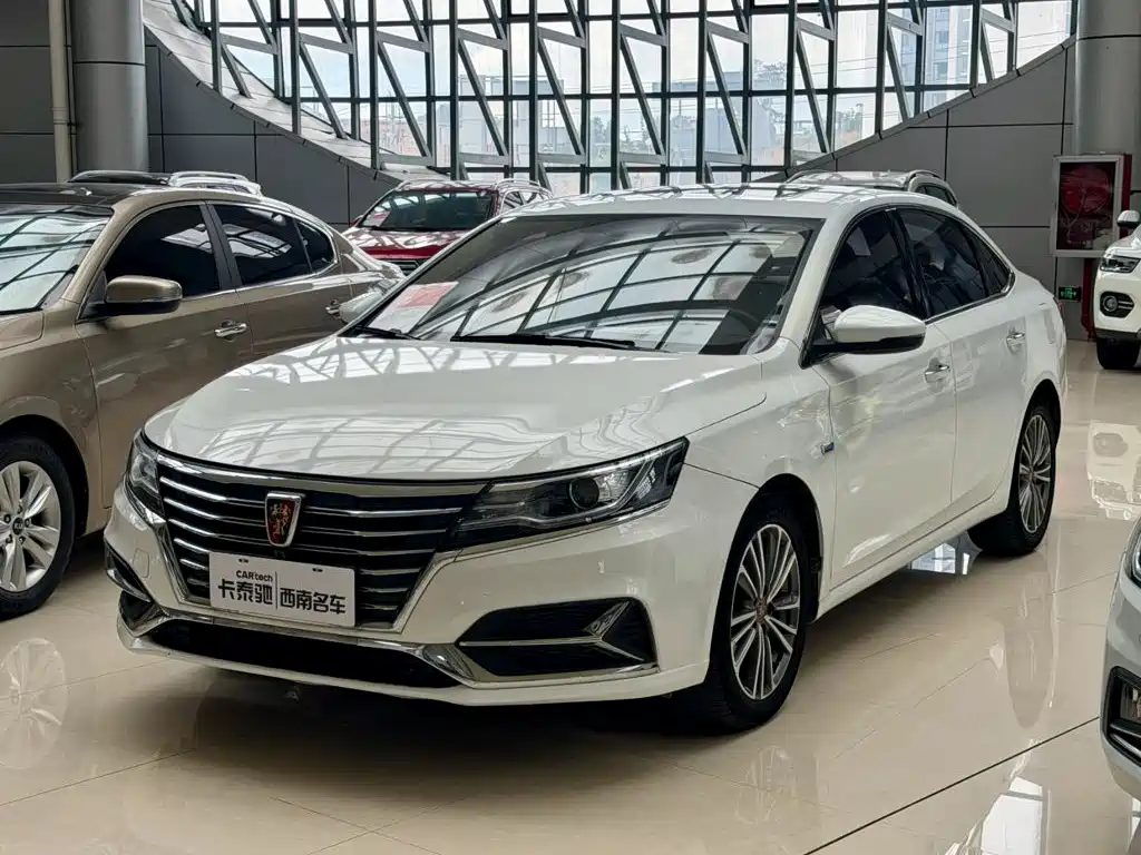 Roewe i6 Classic 2022 — фото 1