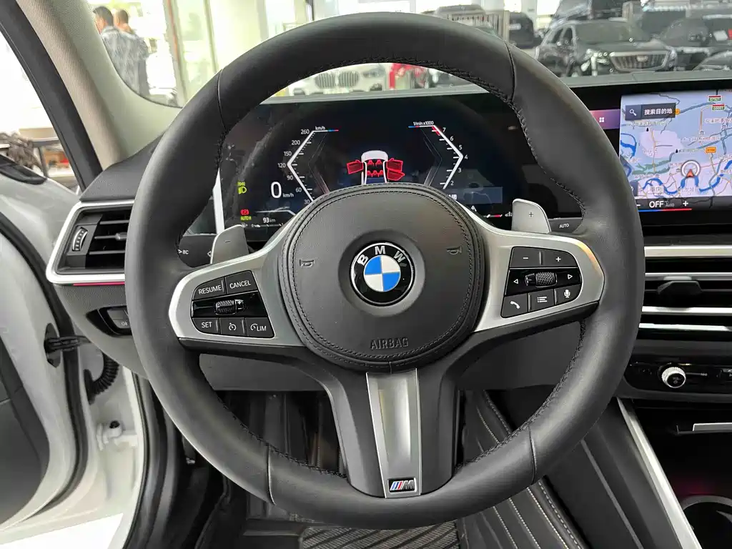 BMW 3 Series 2023 — фото 16