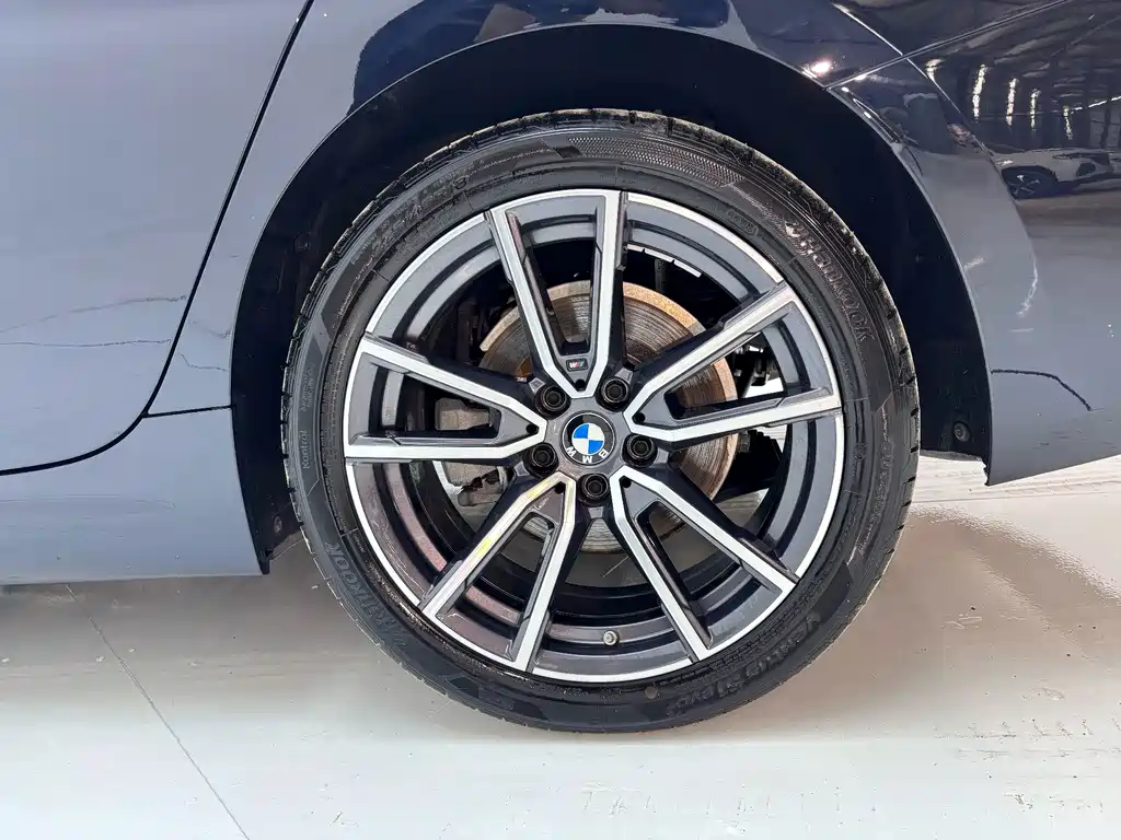BMW 3 Series 2023 — фото 14