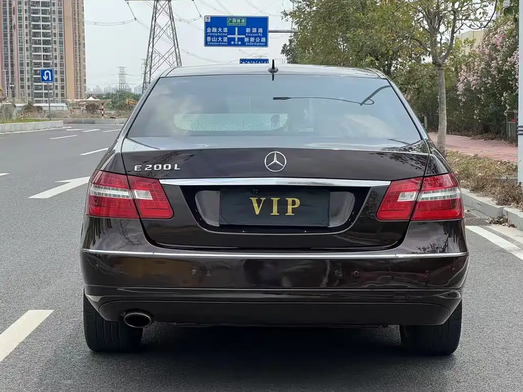 Mercedes-Benz E-Class 2012