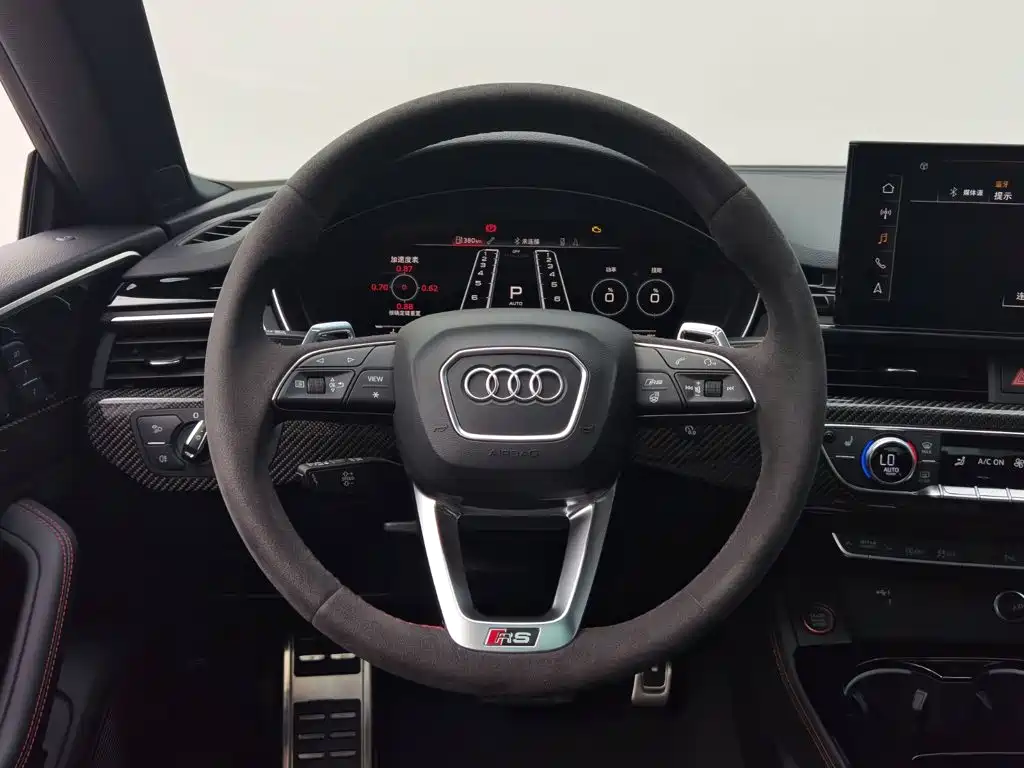 Audi RS 5 2025 — фото 17