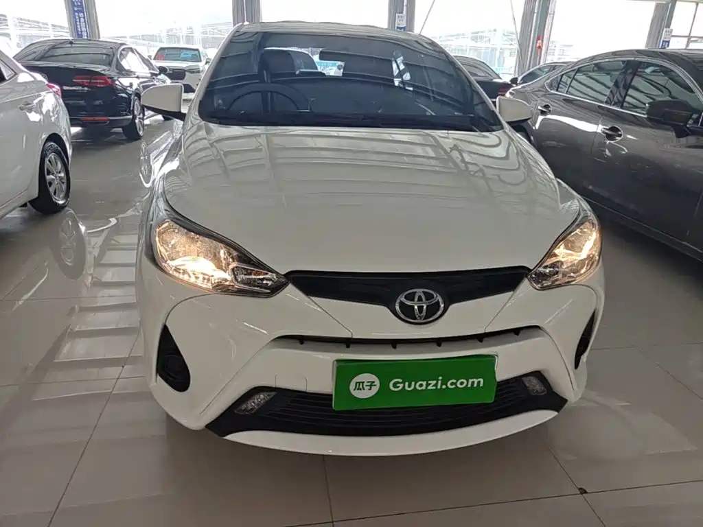 Toyota Yaris L 2019