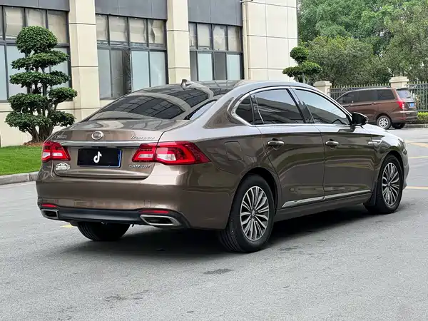 GAC Trumpchi GA8 2016
