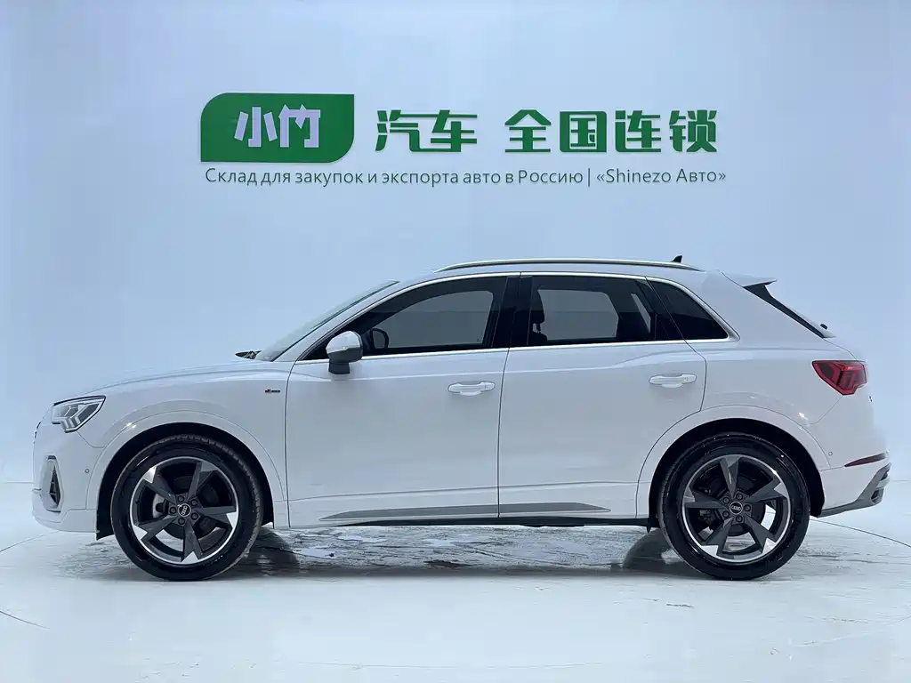 Audi Q3 2022 — фото 8