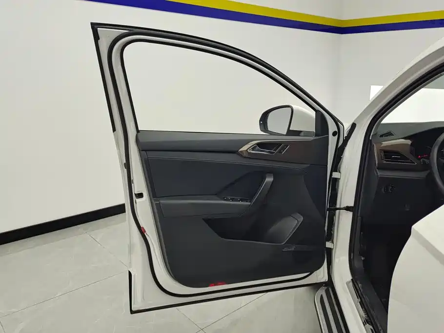 Volkswagen Tharu 2021