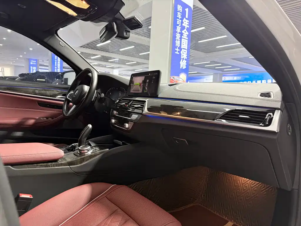 BMW 5 Series 2022 — фото 14