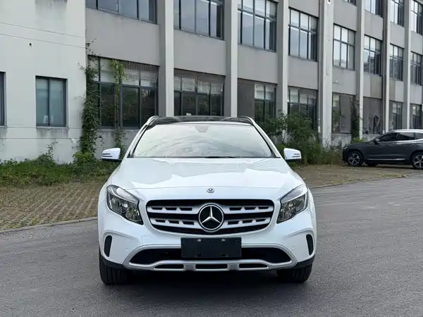 Mercedes-Benz GLA 2019