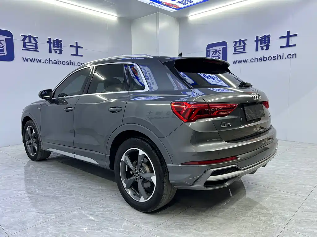 Audi Q3 2023 — фото 16