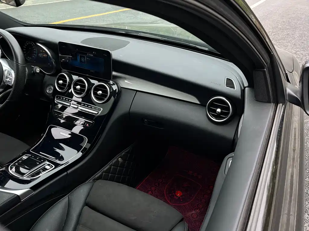 Mercedes-Benz C-Class 2021 — фото 18