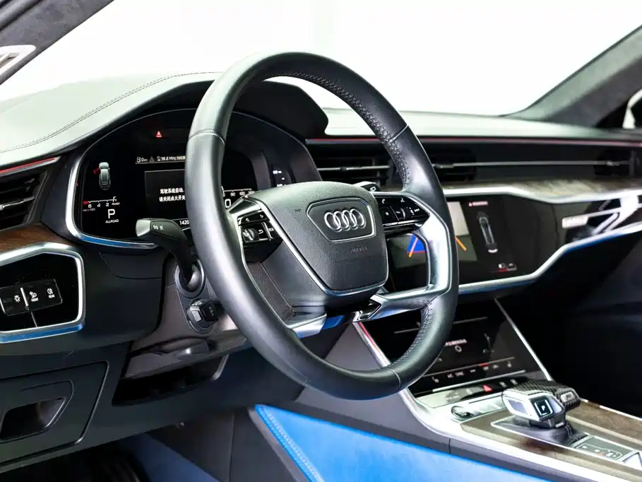 Audi A6 2021 — фото 10