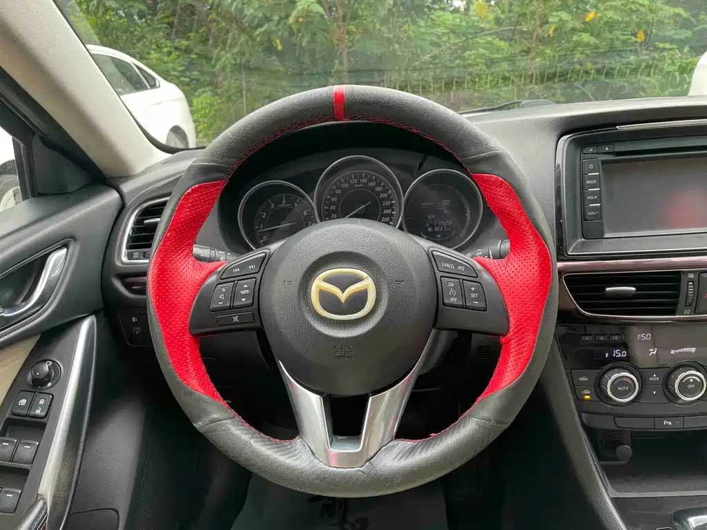 Mazda Atenza 2015 — фото 11
