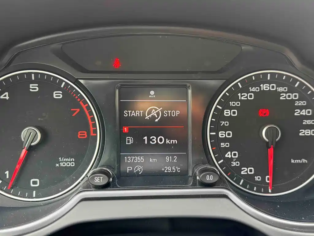 Audi Q5 2015 — фото 18