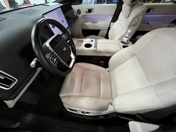 Li Auto L8 2023