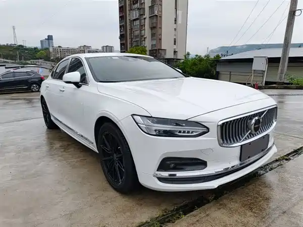 Volvo S90 2021
