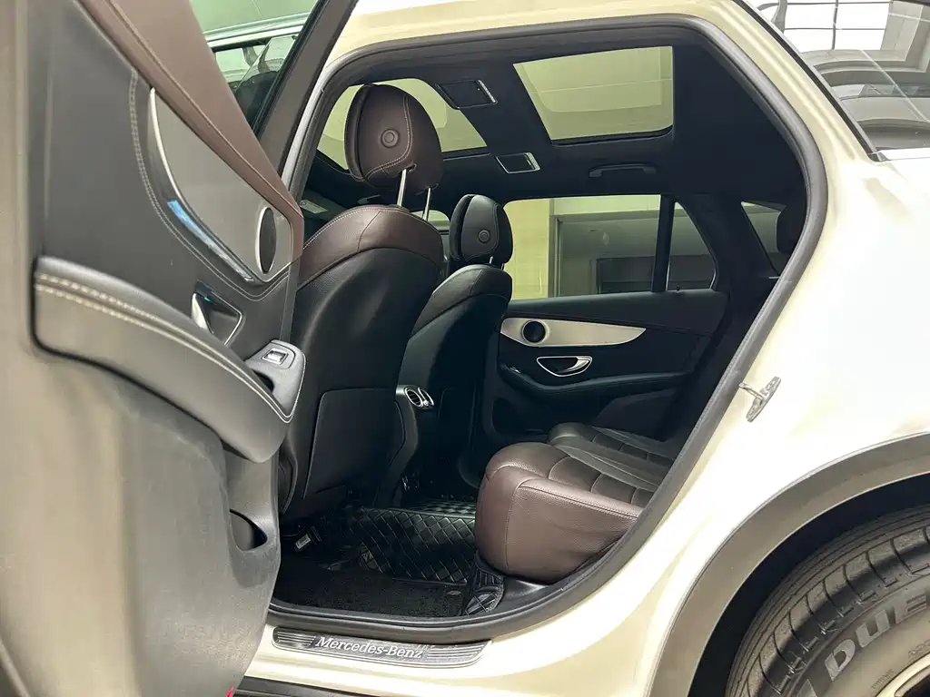 Mercedes-Benz GLC 2019 — фото 15