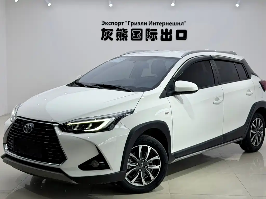Toyota Yaris L 2022