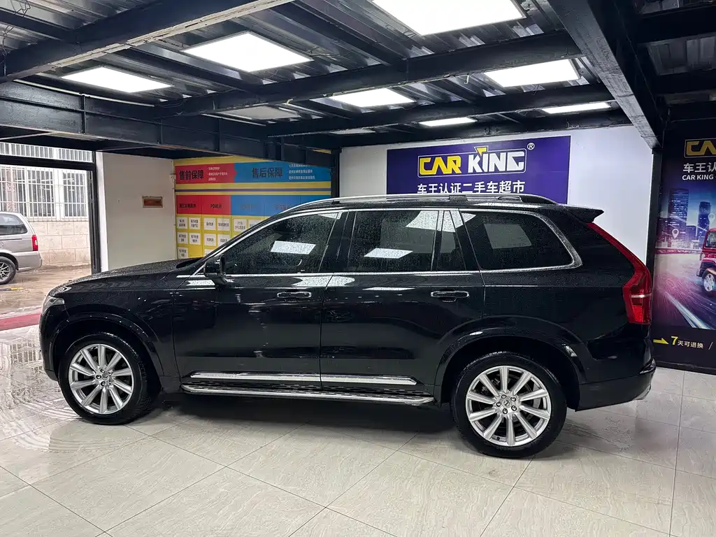 Volvo XC90 2017 — фото 19