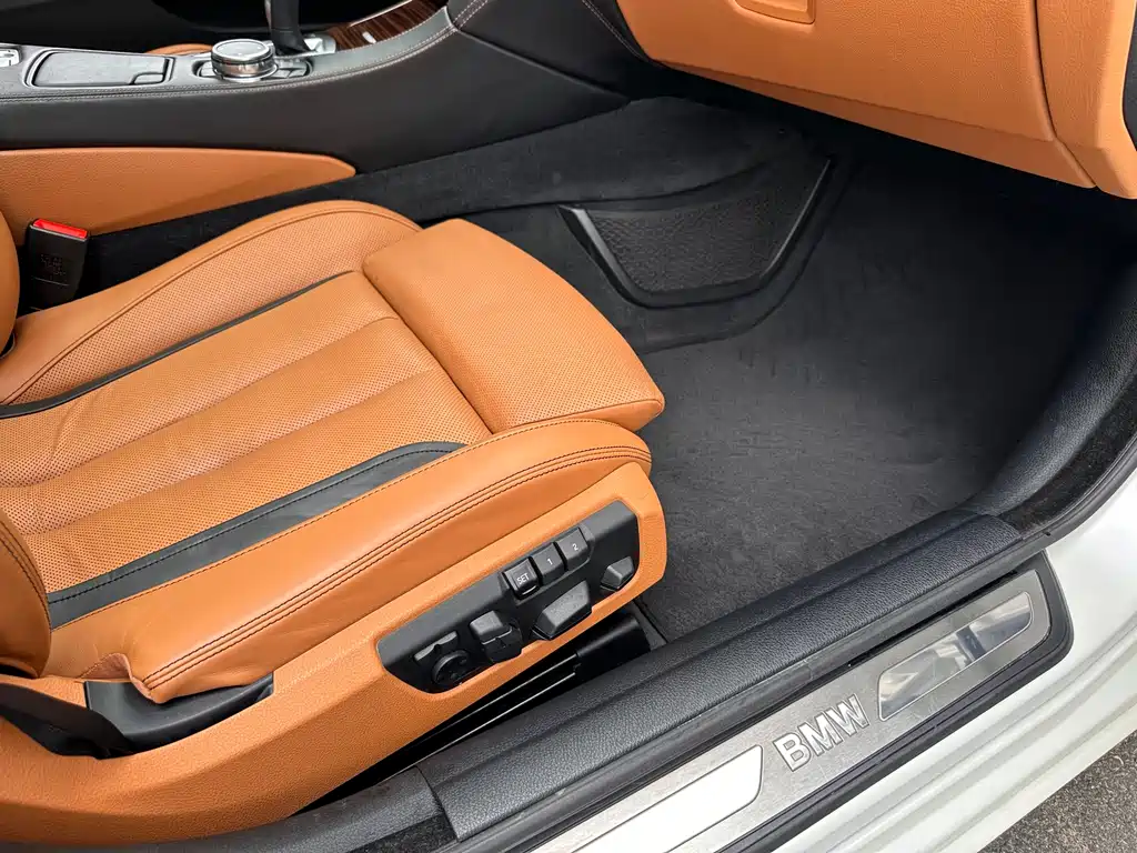 BMW 6 Series 2016 — фото 16
