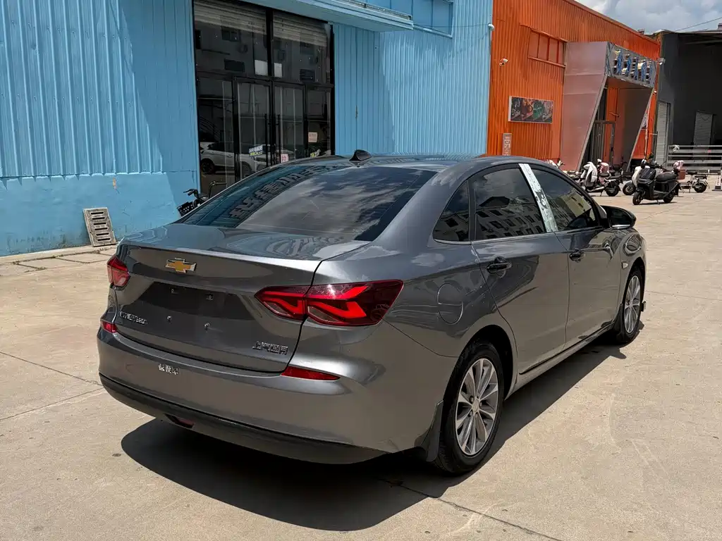Chevrolet Cruze 2022