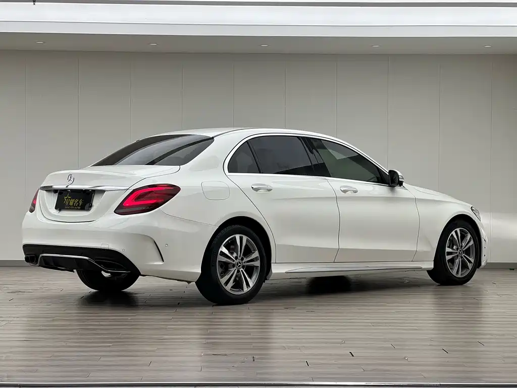 Mercedes-Benz C-Class 2018