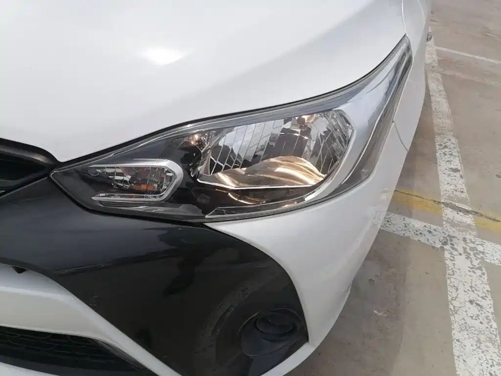 Toyota Yaris L 2019 — фото 24