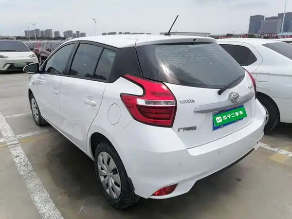 Toyota Yaris L 2019