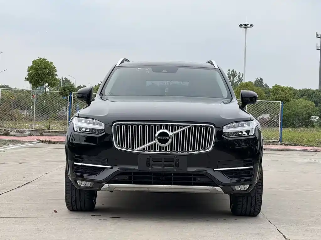 Volvo XC90 2017 — фото 3