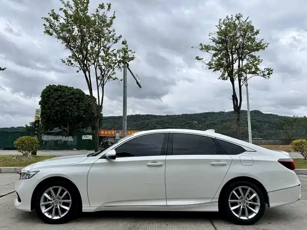 Honda Accord 2022